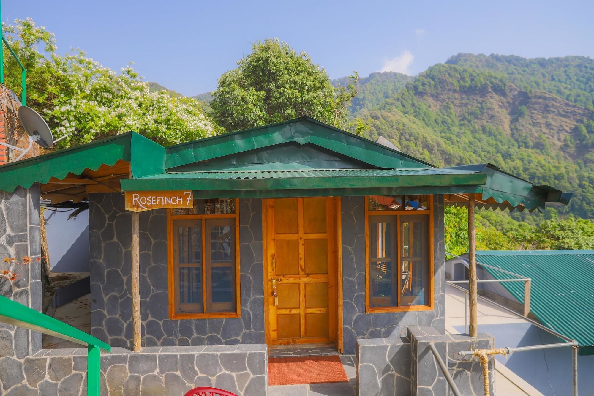 V Resorts The Nest Cottage Найнітал Екстер'єр фото