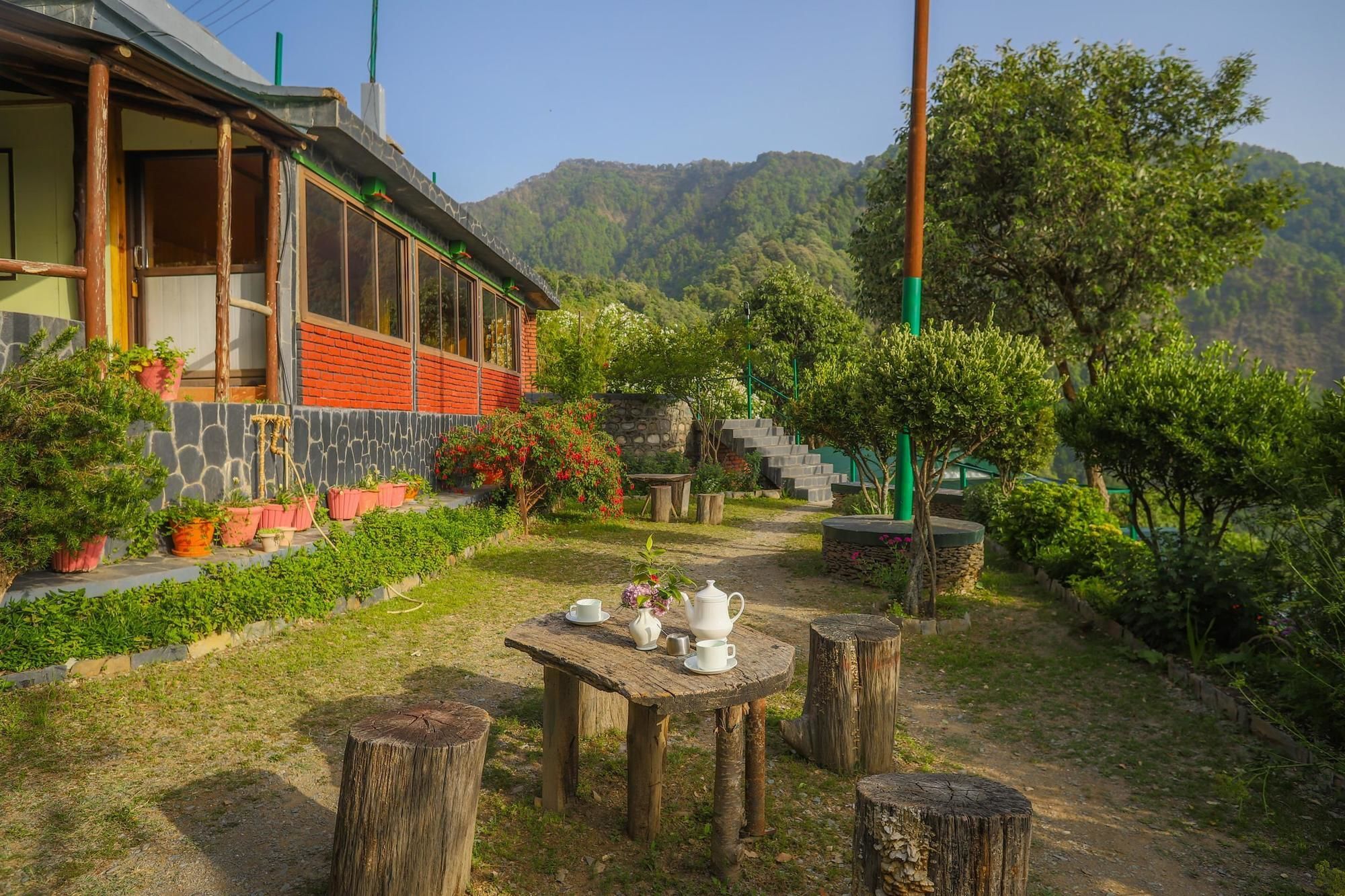 V Resorts The Nest Cottage Найнітал Екстер'єр фото